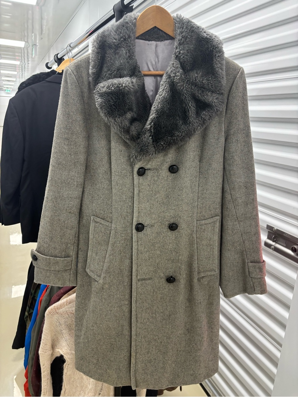 Men's Gray Double-Breasted Pea Coat with Faux Fur Collar